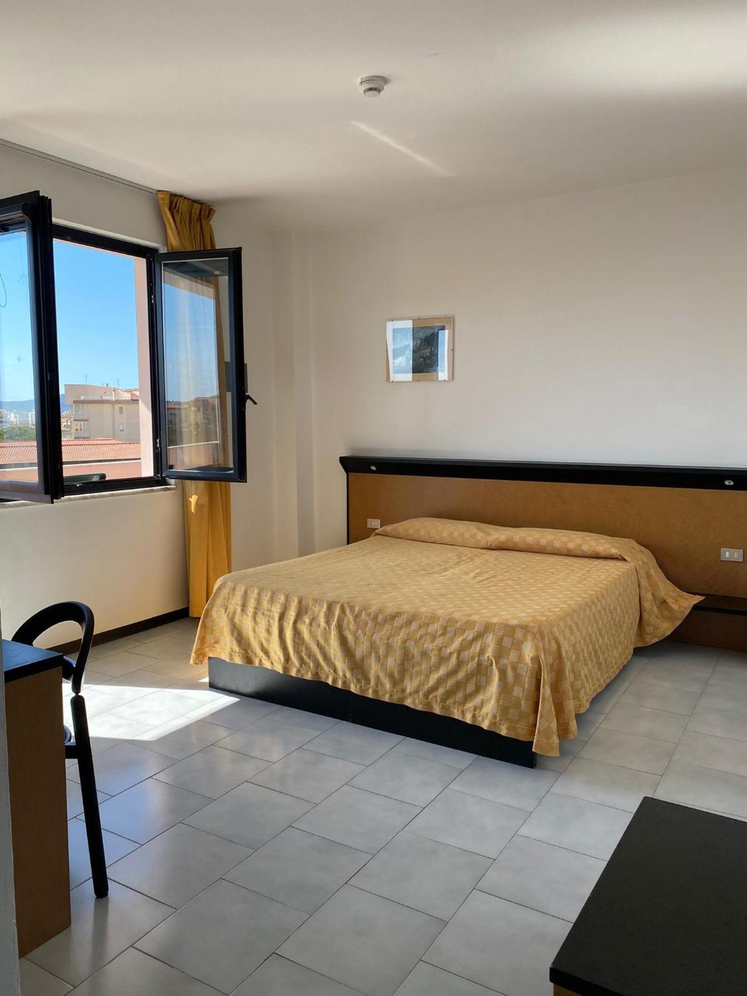 Green Sporting Club Hotel Alghero Exterior photo